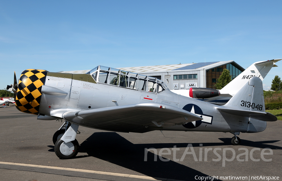 (Private) North American AT-6D Harvard II (G-TDJN) | Photo 331771