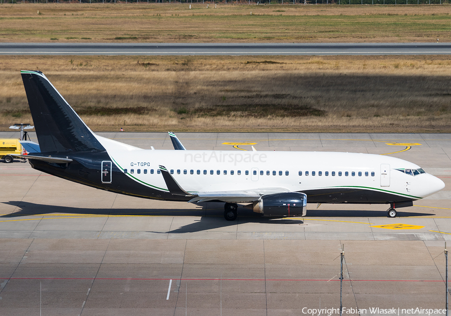 2Excel Aviation Boeing 737-3Y0 (G-TGPG) | Photo 263261