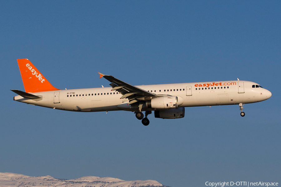 easyJet Airbus A321-231 (G-TTIE) | Photo 272112