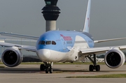 Thomson Airways Boeing 787-8 Dreamliner (G-TUIA) at  Manchester - International (Ringway), United Kingdom