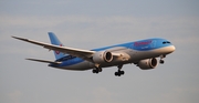 Thomson Airways Boeing 787-8 Dreamliner (G-TUIC) at  London - Gatwick, United Kingdom