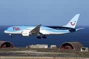 TUI Airways UK Boeing 787-8 Dreamliner (G-TUID) at  Gran Canaria, Spain