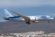 TUI Airways UK Boeing 787-8 Dreamliner (G-TUIE) at  Gran Canaria, Spain
