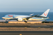 TUI Airways UK Boeing 787-8 Dreamliner (G-TUIE) at  Tenerife Sur - Reina Sofia, Spain