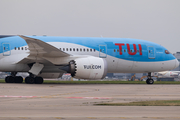 TUI Airways UK Boeing 787-8 Dreamliner (G-TUIH) at  Manchester - International (Ringway), United Kingdom