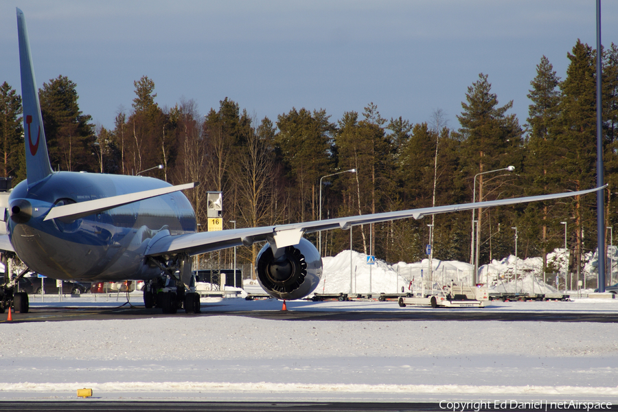Thomson Airways Boeing 787-8 Dreamliner (G-TUIH) | Photo 100848