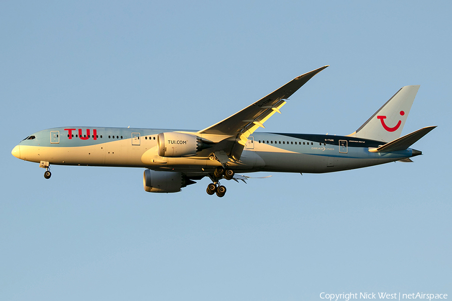 TUI Airways UK Boeing 787-9 Dreamliner (G-TUIK) | Photo 423229