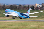 TUI Airways UK Boeing 787-9 Dreamliner (G-TUIN) at  Birmingham - International, United Kingdom