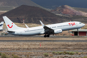 TUI Airways UK Boeing 737-8K5 (G-TUKR) at  Tenerife Sur - Reina Sofia, Spain