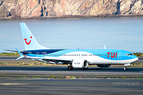 TUI Airways UK Boeing 737-8 MAX (G-TUOD) at  Gran Canaria, Spain