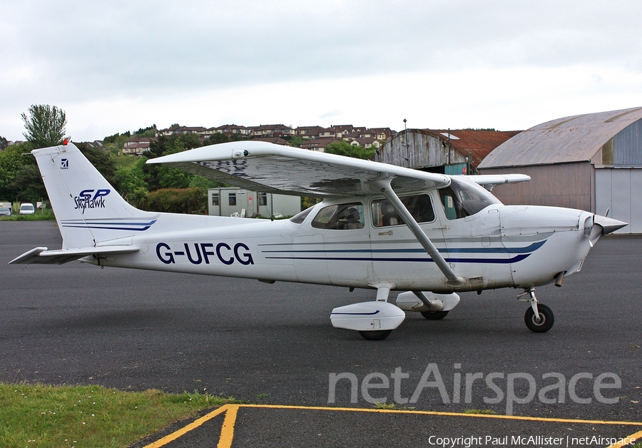 (Private) Cessna 172S Skyhawk SP (G-UFCG) | Photo 5214