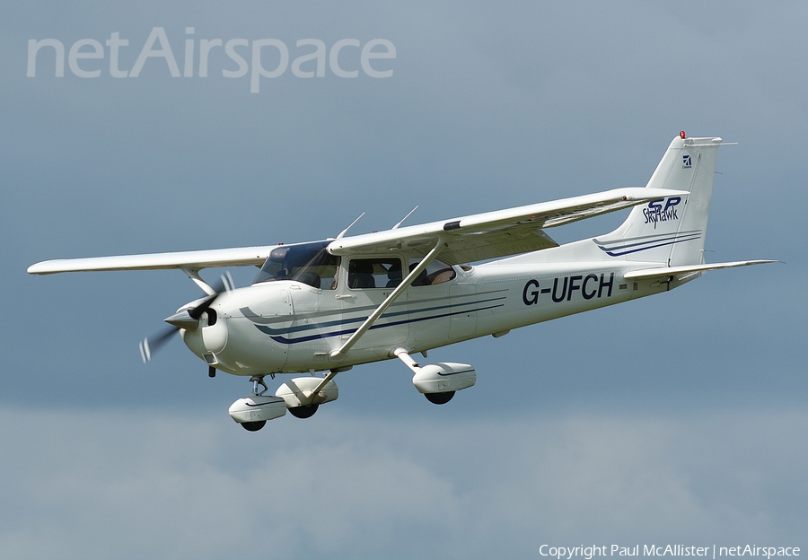 Ulster Flying Club Cessna 172S Skyhawk SP (G-UFCH) | Photo 143796