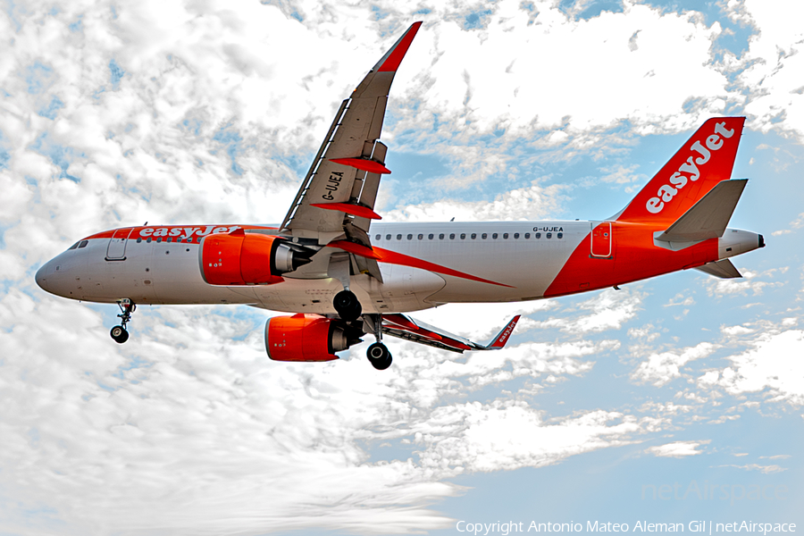 easyJet Airbus A320-251N (G-UJEA) | Photo 654524