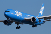 Zoom Airlines Boeing 767-3Q8(ER) (G-UKZM) at  Copenhagen - Kastrup, Denmark