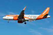 easyJet Airbus A320-251N (G-UZHA) at  Barcelona - El Prat, Spain