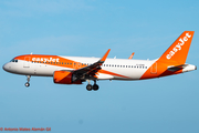 easyJet Airbus A320-251N (G-UZHD) at  Gran Canaria, Spain