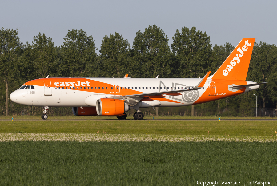 easyJet Airbus A320-251N (G-UZHE) | Photo 508398