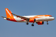 easyJet Airbus A320-251N (G-UZHG) at  Gran Canaria, Spain