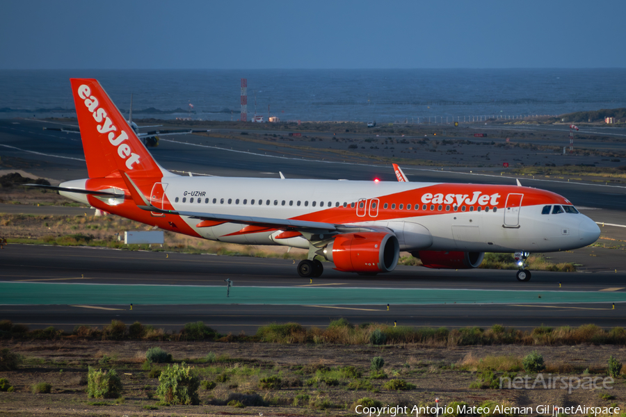easyJet Airbus A320-251N (G-UZHR) | Photo 625782