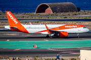 easyJet Airbus A320-251N (G-UZHS) at  Gran Canaria, Spain