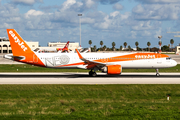 easyJet Airbus A321-251NX (G-UZMA) at  Luqa - Malta International, Malta