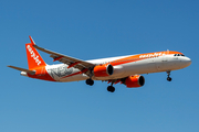 easyJet Airbus A321-251NX (G-UZMA) at  Luqa - Malta International, Malta