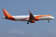 easyJet Airbus A321-251NX (G-UZME) at  Tenerife Sur - Reina Sofia, Spain