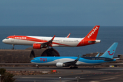 easyJet Airbus A321-251NX (G-UZMF) at  Gran Canaria, Spain