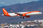 easyJet Airbus A321-251NX (G-UZMF) at  Gran Canaria, Spain