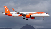 easyJet Airbus A321-251NX (G-UZMG) at  Tenerife Sur - Reina Sofia, Spain