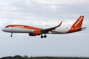 easyJet Airbus A321-251NX (G-UZMK) at  Gran Canaria, Spain