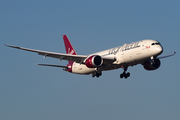 Virgin Atlantic Airways Boeing 787-9 Dreamliner (G-VAHH) at  London - Heathrow, United Kingdom