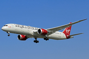 Virgin Atlantic Airways Boeing 787-9 Dreamliner (G-VAHH) at  London - Heathrow, United Kingdom