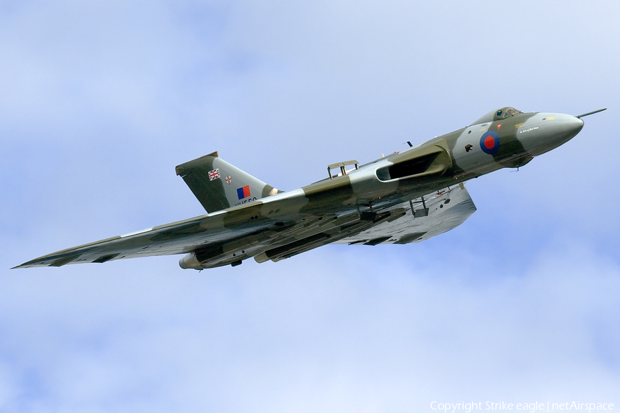 VTTS Avro 698 Vulcan B2 (G-VLCN) | Photo 11097