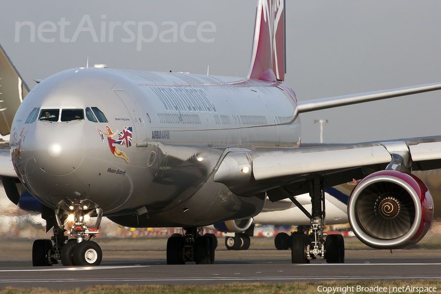 Virgin Atlantic Airways Airbus A340-642 (G-VSHY) | Photo 5020