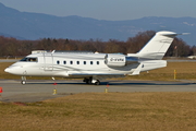 TAG Aviation UK Bombardier CL-600-2B16 Challenger 604 (G-VVPA) at  Geneva - International, Switzerland
