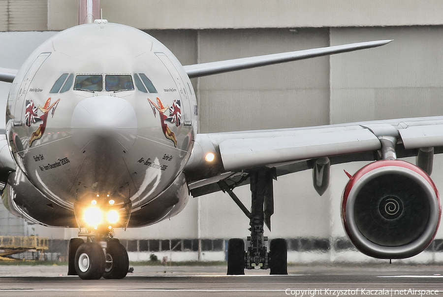 Virgin Atlantic Airways Airbus A340-642 (G-VWEB) | Photo 40057