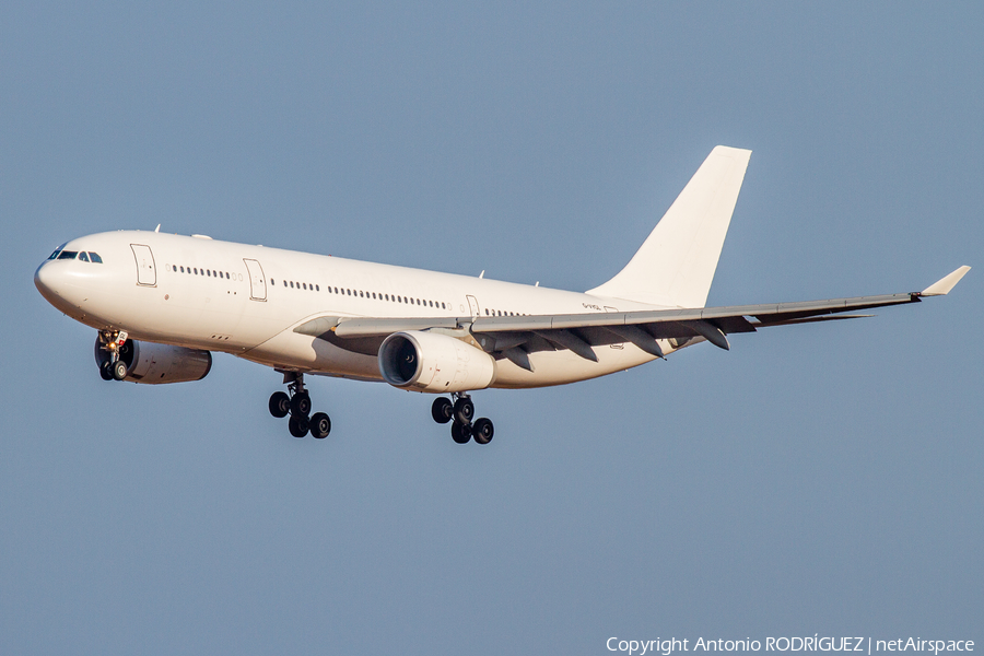 AirTanker Airbus A330-243 (G-VYGL) | Photo 463234