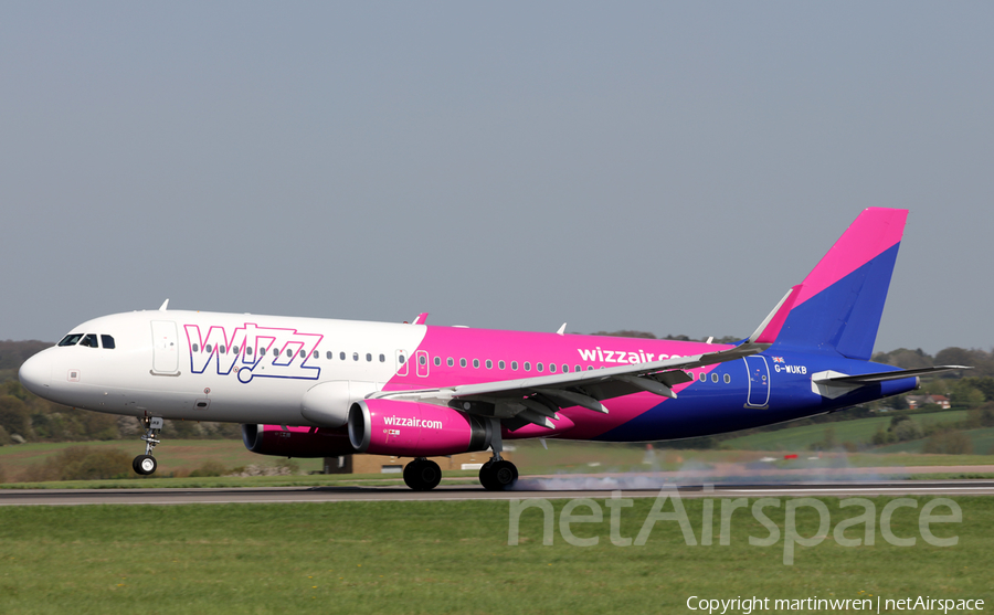 Wizz Air UK Airbus A320-232 (G-WUKB) | Photo 240105