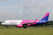 Wizz Air UK Airbus A320-232 (G-WUKB) at  London - Luton, United Kingdom