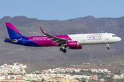 Wizz Air UK Airbus A321-231 (G-WUKC) at  Gran Canaria, Spain