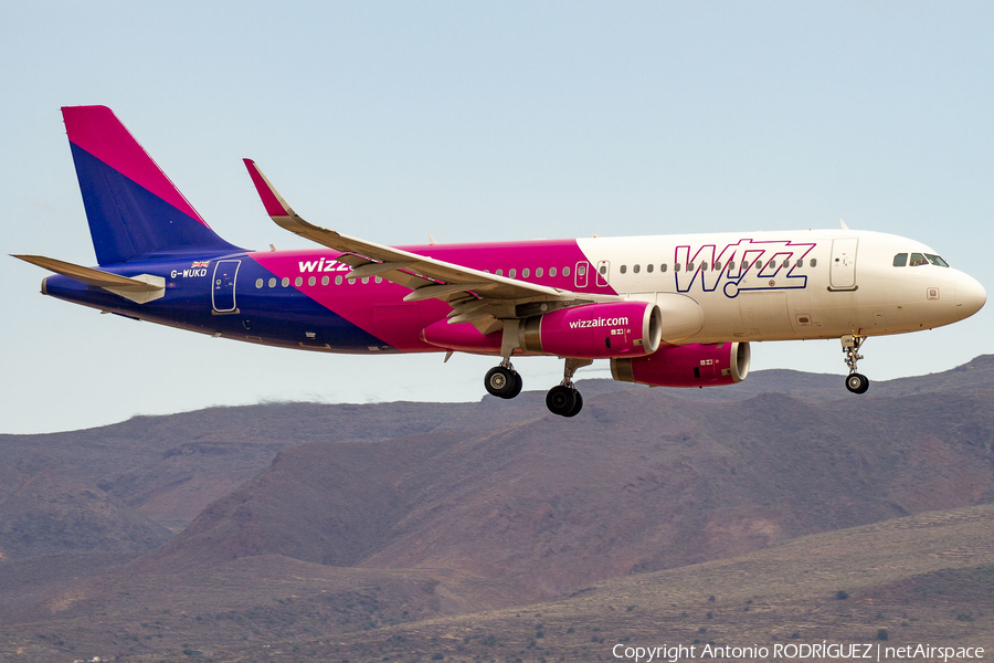 Wizz Air UK Airbus A320-232 (G-WUKD) | Photo 389285