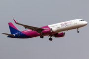 Wizz Air UK Airbus A321-231 (G-WUKG) at  Gran Canaria, Spain