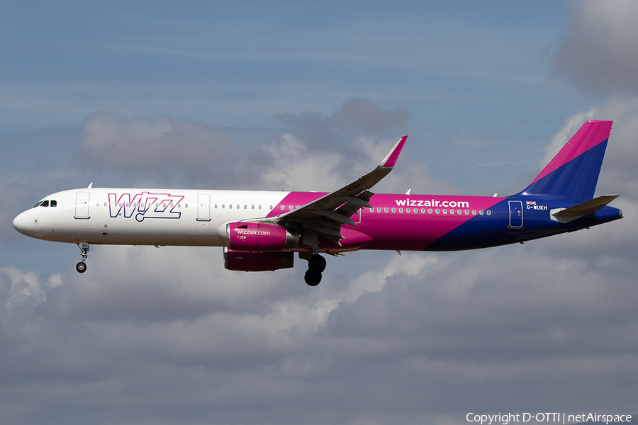 Wizz Air UK Airbus A321-231 (G-WUKH) | Photo 529701