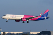 Wizz Air UK Airbus A321-271NX (G-WUKO) at  Prague - Vaclav Havel (Ruzyne), Czech Republic