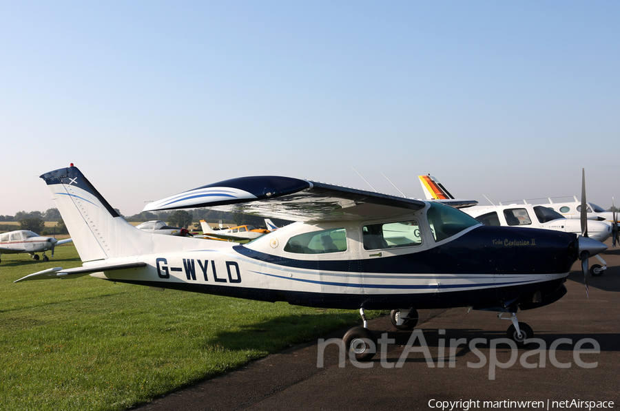 (Private) Cessna T210N Turbo Centurion (G-WYLD) | Photo 262834