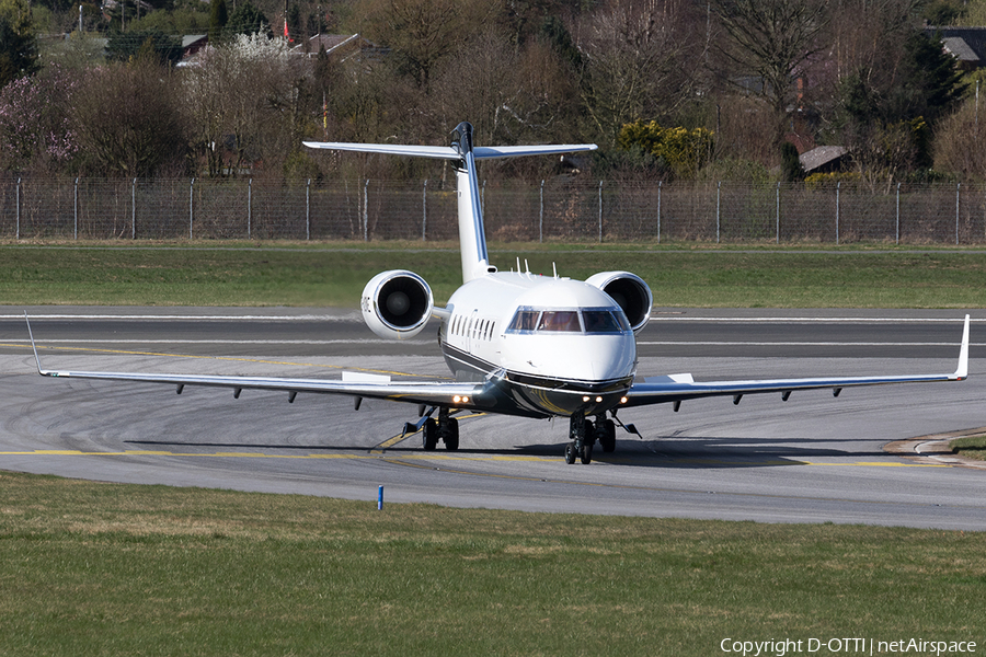 Gama Aviation UK Bombardier CL-600-2B16 Challenger 604 (G-XONE) | Photo 153723