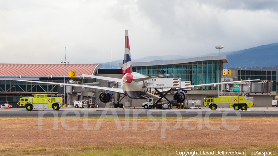 British Airways Boeing 777-236(ER) (G-YMMB) | Photo 335603