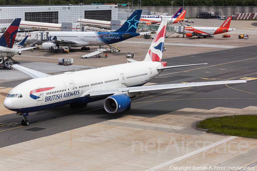 British Airways Boeing 777-236(ER) (G-YMMC) | Photo 673961