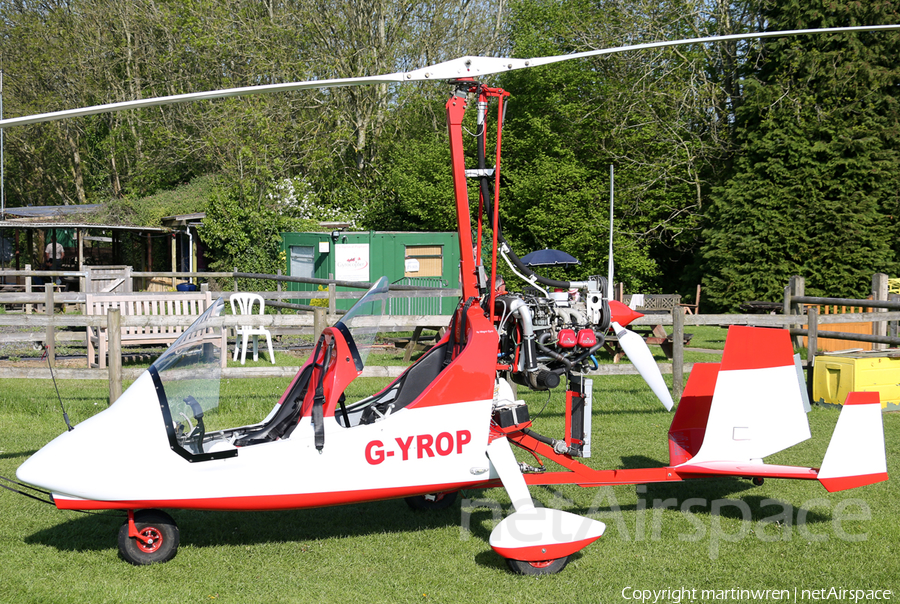 (Private) Magni Gyro M-16C Tandem Trainer (G-YROP) | Photo 242383